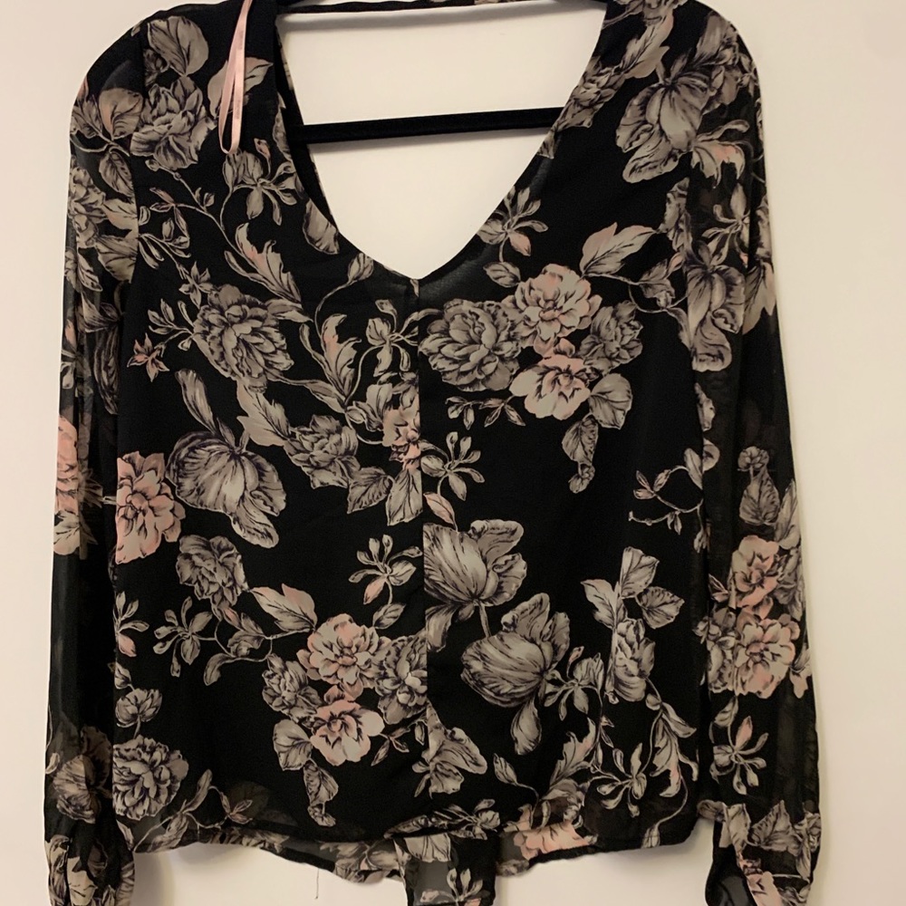 Floral top